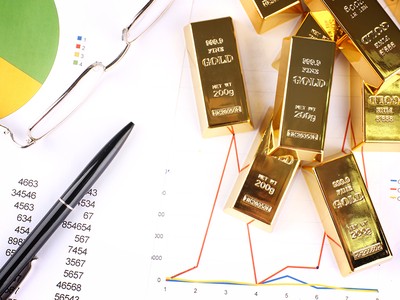 Giá vàng hôm nay ngày 10/11: Vàng đồng loạt quay đầu điều chỉnh nhẹ