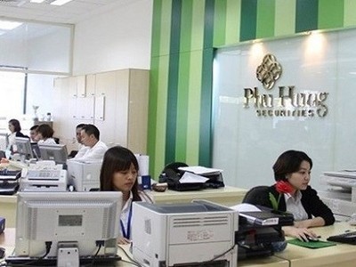 Các công ty chứng khoán nhận định, chứng khoán là vẫn kênh đầu tư thu hút nhà đầu tư, nhưng giảm nhiệt hơn