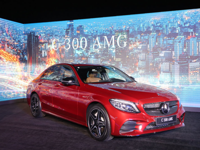 Phiên bản C300 của dòng Mercedes C-class 2019 ra mắt tại TP HCM hôm 21/2.