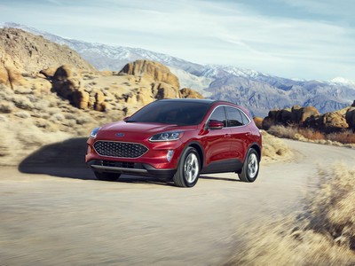 Ford Escape 2020 giá từ 25.980 USD tại Mỹ. Ảnh: Ford