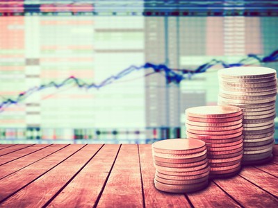 Top 10 cổ phiếu tăng/giảm mạnh nhất tuần: Bank, Chứng, Thép bị xả không tiếc tay