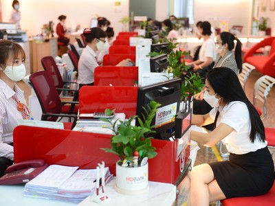 HDBank (HDB) công bố báo cáo tài chính kiểm toán năm 2021, lợi nhuận đạt 8.070 tỷ đồng, tăng 39%