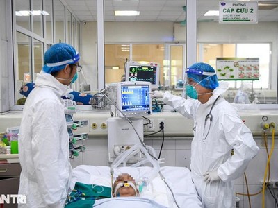Phó Thủ tướng yêu cầu đánh giá lại cấp độ dịch (Ảnh: Đỗ Linh).