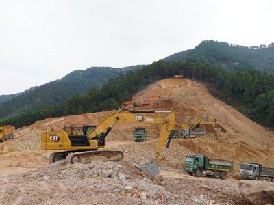 Xốc lại công trường, bứt tốc tiến độ cao tốc Bắc - Nam