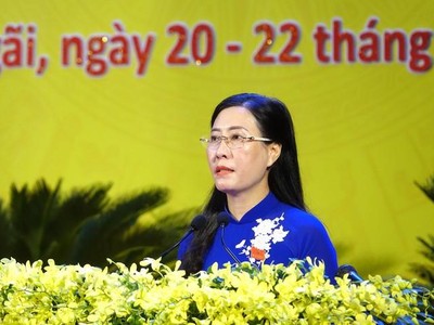 Bà Bùi Thị Quỳnh Vân, Bí thư Tỉnh ủy Quảng Ngãi làm Trưởng Ban Chỉ đạo Tỉnh ủy về phòng, chống tham nhũng, tiêu cực tỉnh Quảng Ngãi.