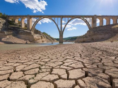 Châu Âu đối mặt với hạn hán tồi tệ nhất trong 500 năm qua. Ảnh: Shutterstock