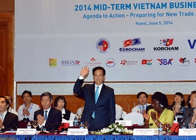 Thủ tướng Nguyễn Tấn Dũng dự Diễn đàn DN Việt Nam giữa kỳ 2014. Ảnh: VGP