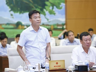 Bộ trưởng Lê Thành Long: Năm 2022, kết quả vượt bậc về số tiền thi hành đạt được với khoảng 59.000 tỷ, tăng trên 20.000 tỷ so với năm 2021, trên 17.000 tỷ so với năm 2020