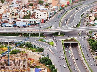 Đầu tư hạ tầng kỹ thuật TP.HCM (CII): Cổ phiếu tăng 73%, lãnh đạo chủ chốt đồng loạt bán ra cổ phiếu