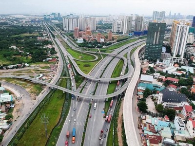 Đầu tư hạ tầng kỹ thuật TP.HCM (CII): Bổ nhiệm 2 lãnh đạo mới, cổ phiếu giảm sàn