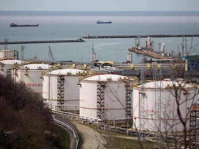 Dầu Nga, Iran, Venezuela chất đầy ở Trung Quốc khi làn sóng lây nhiễm Covid trở nên tồi tệ hơn