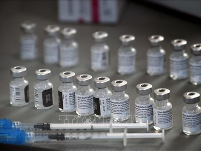 Vaccine ngừa COVID-19 của Pfizer/BioNTech tại một điểm tiêm chủng ở Reno, bang Nevada, Mỹ ngày 17/12/2020. Ảnh: AFP/TTXVN