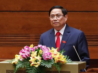 Thủ tướng Phạm Minh Chính trình Quốc hội xem xét phê chuẩn đề nghị miễn nhiệm một số thành viên Chính phủ nhiệm kỳ 2016 - 2021 (Ảnh Duy Linh)