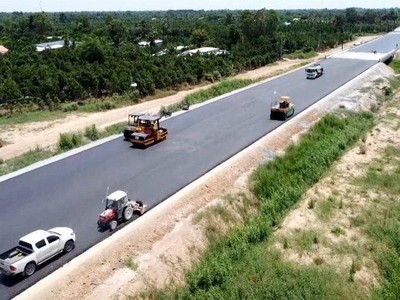 Công ty Cổ phần Đầu tư Hạ tầng giao thông Đèo Cả đẩy nhanh tiến độ hoàn thành Dự án PPP cao tốc Trung Lương - Mỹ Thuận.