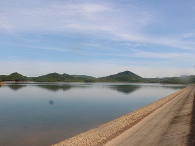Hồ Vực Mấu, nơi UBND tỉnh Nghệ An vừa có quyết định chấp thuận chủ trương đầu tư một trong hai dự án điện mặt trời ngàn tỷ.