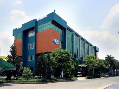Cho rằng, bán 12,6 triệu cổ phiếu nhận được từ gia đình ông Võ Trường Thành là khắc phục thiệt hại, Gỗ Trường Thành (TTF) không công bố thông tin