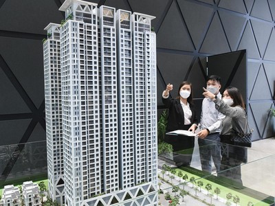 Theo NHNN, một trong những lý do khiến ngân hàng hết room tín dụng sớm là do đẩy mạnh cho vay bất động sản. Ảnh: Dũng Minh