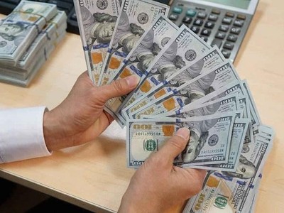 USD tự do nhích nhẹ sau khi Fed phát biểu "diều hâu", NHNN hút ròng gần 50.000 tỷ đồng