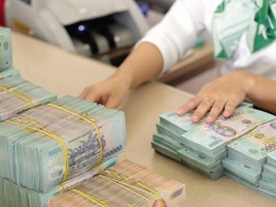Ngân hàng tuần qua: Ngân hàng chật vật chờ room tín dụng, đáo hạn trái phiếu vẫn khó khăn
