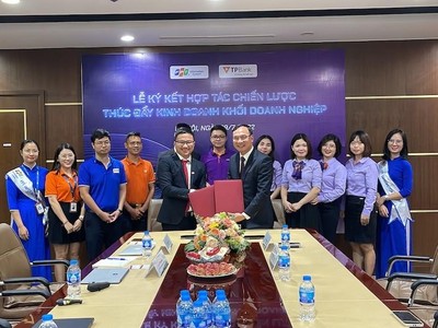FPT IS và TPBank tiếp sức doanh nghiệp