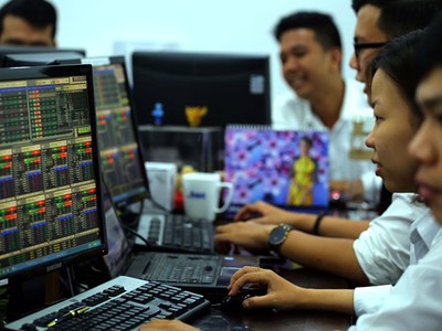 Công ty chứng khoán “trải thảm đỏ” đón nhà đầu tư mới