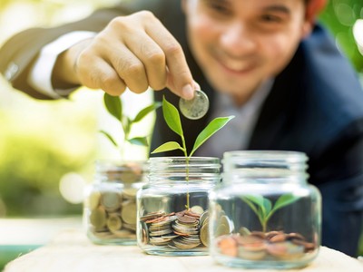 Sự kiện chứng khoán đáng chú ý ngày 15/4