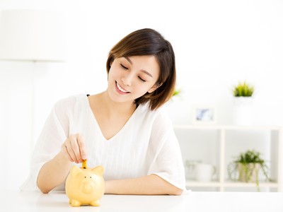 Thị trường tài chính 24h: Nhiều người vẫn chọn gửi tiền vào ngân hàng