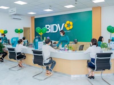 Room tín dụng của VietinBank và BIDV được điều chỉnh lên 14% năm nay