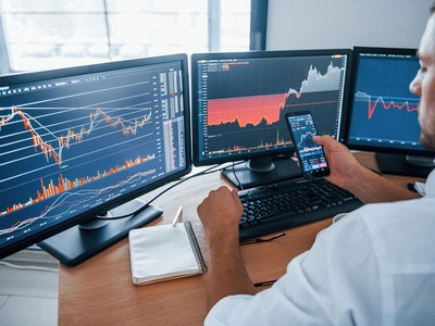 Giới đầu tư thở phào khi lợi suất trái phiếu ngừng tăng