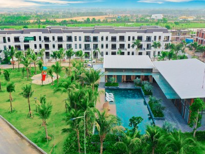 West Lakes Golf & Villas - Chinh phục khách hàng từ tổ hợp tiện ích “biệt lập” an toàn