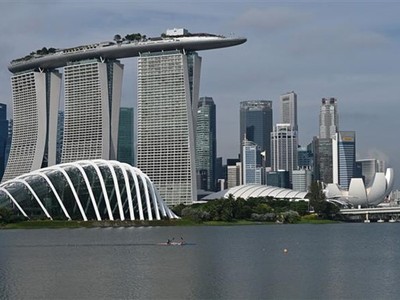 Quang cảnh khu trung tâm tài chính của Singapore. (Ảnh: AFP/TTXVN)