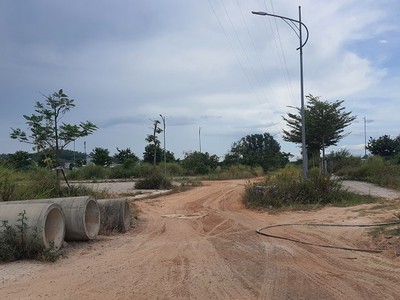 Dự án khu dân cư trục đường Mỹ Trà - Mỹ Khê đã được đầu tư hạ tầng đường giao thông, lát gạch vỉa hè, trồng cây xanh.