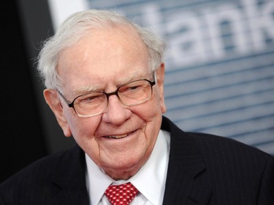 5 lý do Warren Buffett vẫn tự tin với khoản đầu tư trị giá 158 tỷ USD vào Apple