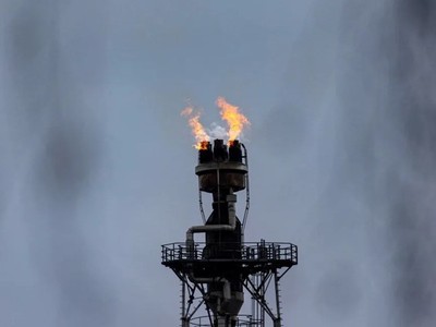 Giới phân tích tăng dự báo giá dầu sau khi OPEC+ bất ngờ cắt giảm sản lượng