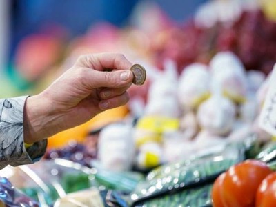 Các nhà đầu tư kỳ vọng lãi suất sẽ duy trì ở mức cao hơn khi áp lực lạm phát gia tăng