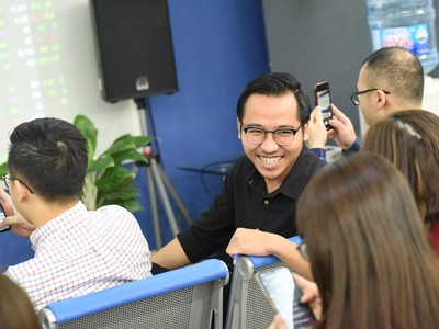 Cổ phiếu FPT lập đỉnh mới, VN-Index tăng gần 20 điểm