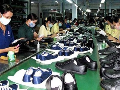Doanh nghiệp cần "gói hỗ trợ niềm tin"