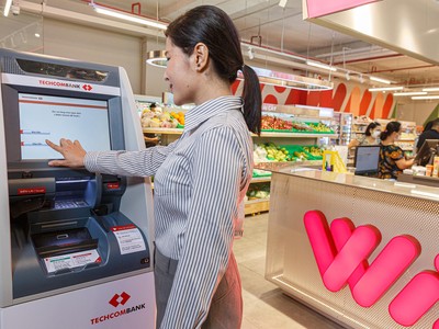 Tổng tài sản của Techcombank (TCB) tăng gần 23% trong năm 2022, tỷ lệ nợ xấu dưới 1%