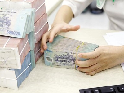 Ngân hàng tuần qua: Thanh khoản dồi dào, trái phiếu rục rịch tan băng, thời kỳ tiền đắt chưa kết thúc