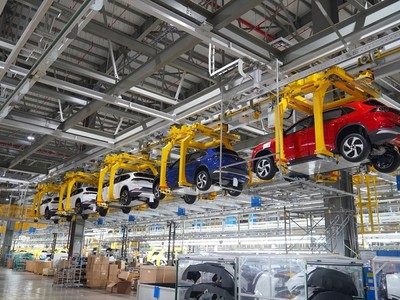 Phấn đấu tăng tỷ trọng đóng góp của khu vực kinh tế tư nhân vào GDP để đến năm 2025 đạt khoảng 55%; đến năm 2030 khoảng 60 - 65% GDP.