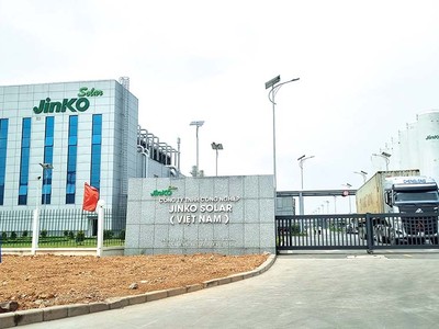 Nhiều dự án tại KCN Sông Khoai, Jinko Solar tiếp tục đầu tư mở rộng hoạt động. Ảnh: Thanh Tân