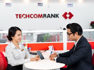 Techcombank (TCB) sẽ trình ĐHĐCĐ chia cổ tức 15% bằng tiền và thưởng cổ phiếu tỷ lệ 1:1