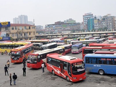 Hà Nội yêu cầu tăng cường quản lý hoạt động kinh doanh vận tải bằng ô tô