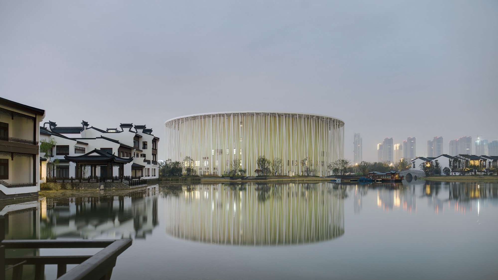 Nhà hát Thái Hồ - Vô Tích: Gió buông rèm trúc
