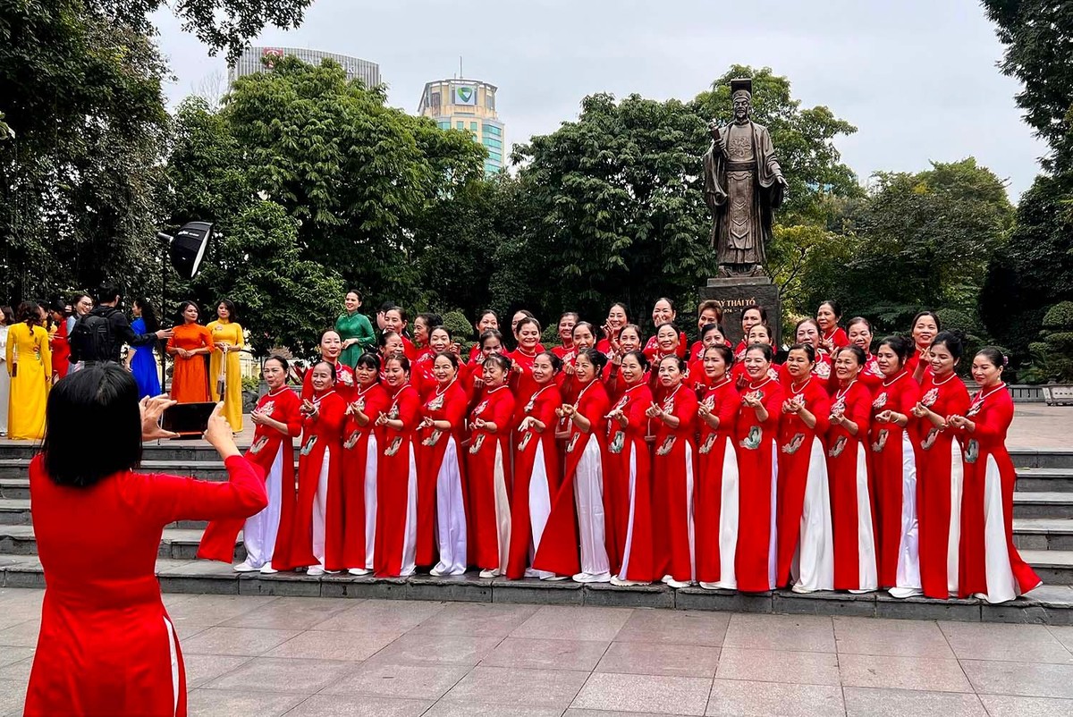 Tưng bừng Lễ hội áo dài du lịch Hà Nội 2022 ảnh 11