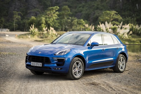 2017 Porsche Macan Turbo Performance Package review  Drive