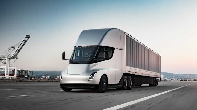 Cổ phiếu vượt mốc 1.000 USD, Tesla trở thành hãng xe đắt giá nhất thế giới ảnh 1