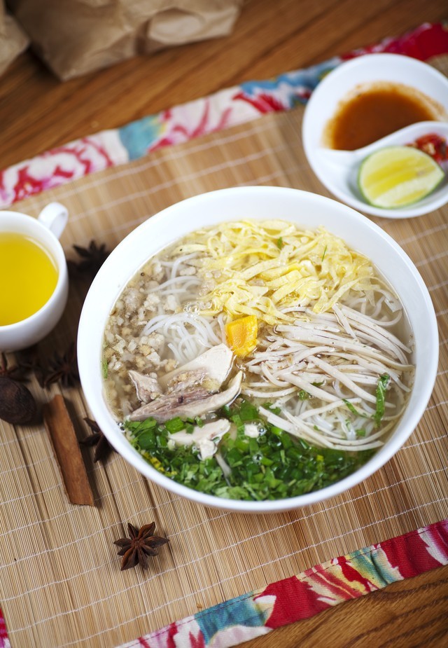 Bún thang Hà Nội: Tinh túy ẩm thực đất kinh kỳ ảnh 2 Bún thang Hà Nội: Tinh túy ẩm thực đất kinh kỳ ảnh 2