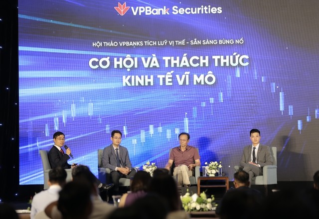 TTCK Việt Nam đang trong nhịp điều chỉnh để “tái định giá” 3 TTCK Việt Nam đang trong nhịp điều chỉnh để “tái định giá” ảnh 1