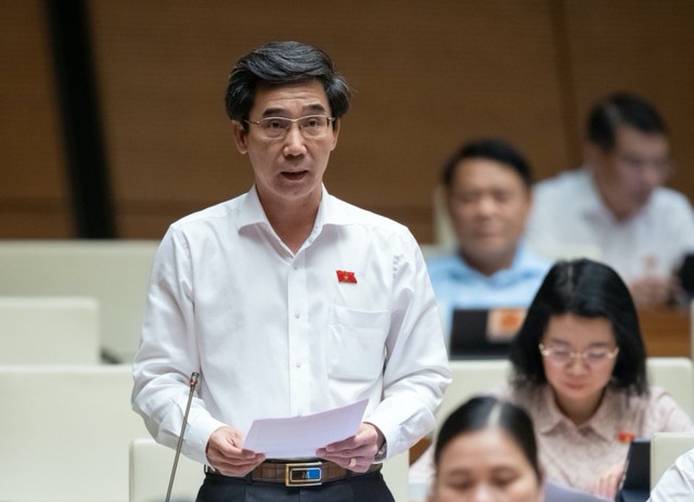 Đại biểu đề xuất giảm VAT cho tất cả doanh nghiệp đến hết năm 2024, Bộ trưởng Tài chính nói gì? ảnh 1